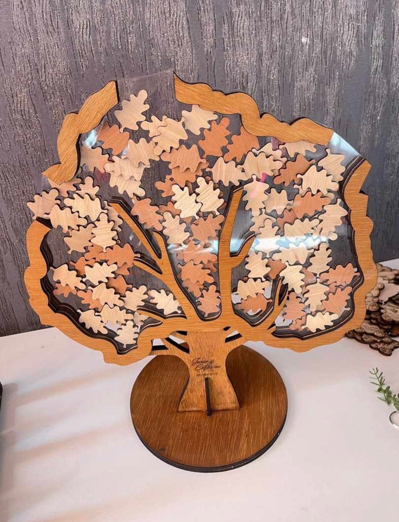 Decoración para recepción de invitados de madera República Dominicana