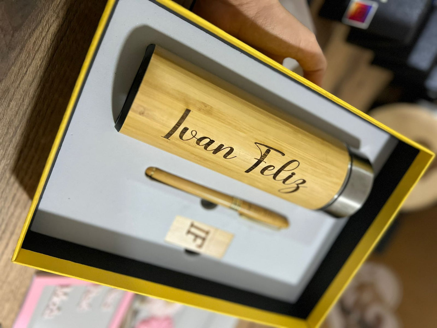 Termo lapicero y llavero regalo personalizado