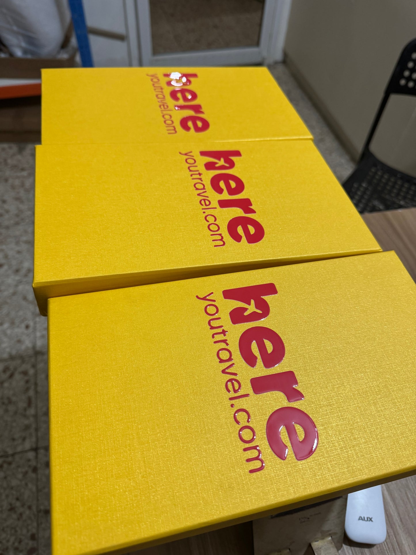 Caja regalo con termo y lapicero