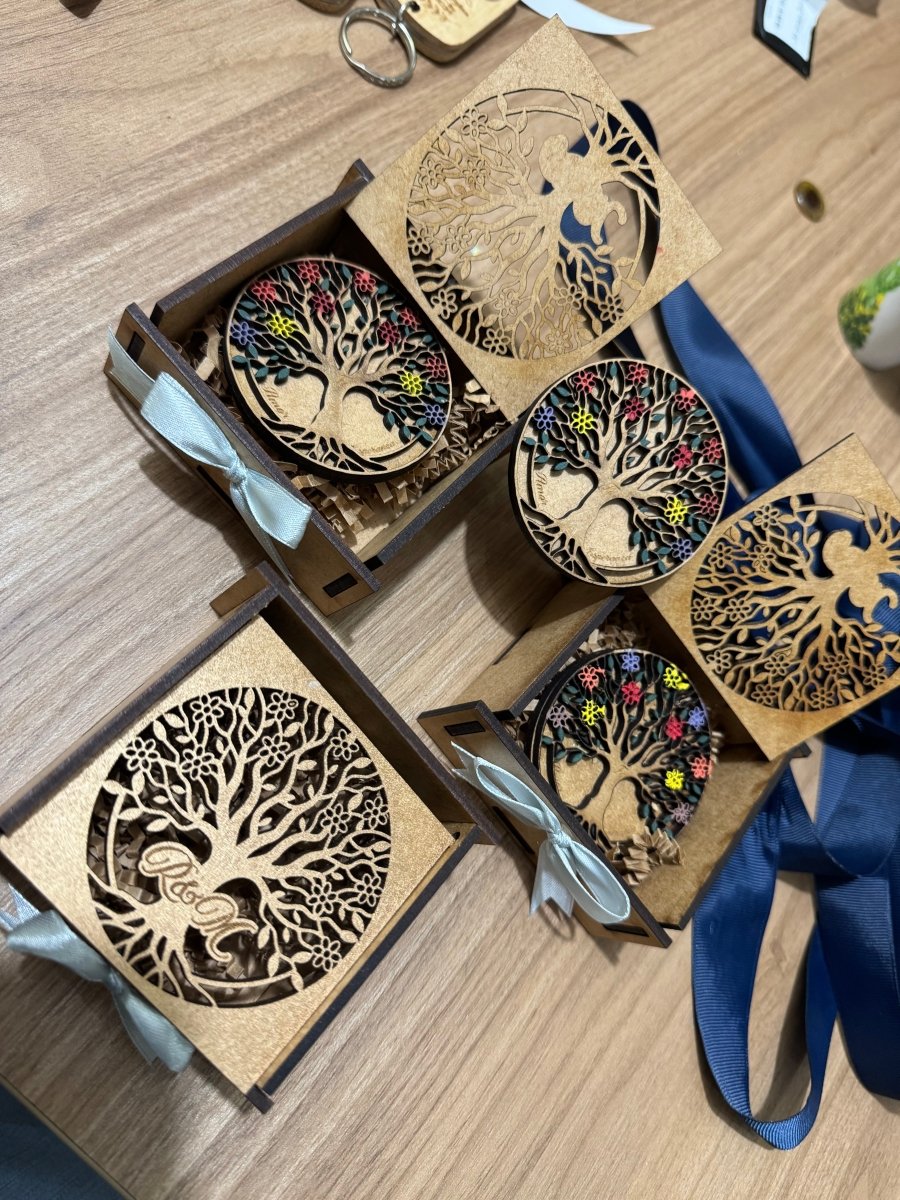 Boda souvenir cajas en madera con iniciales - Felt Craft RD