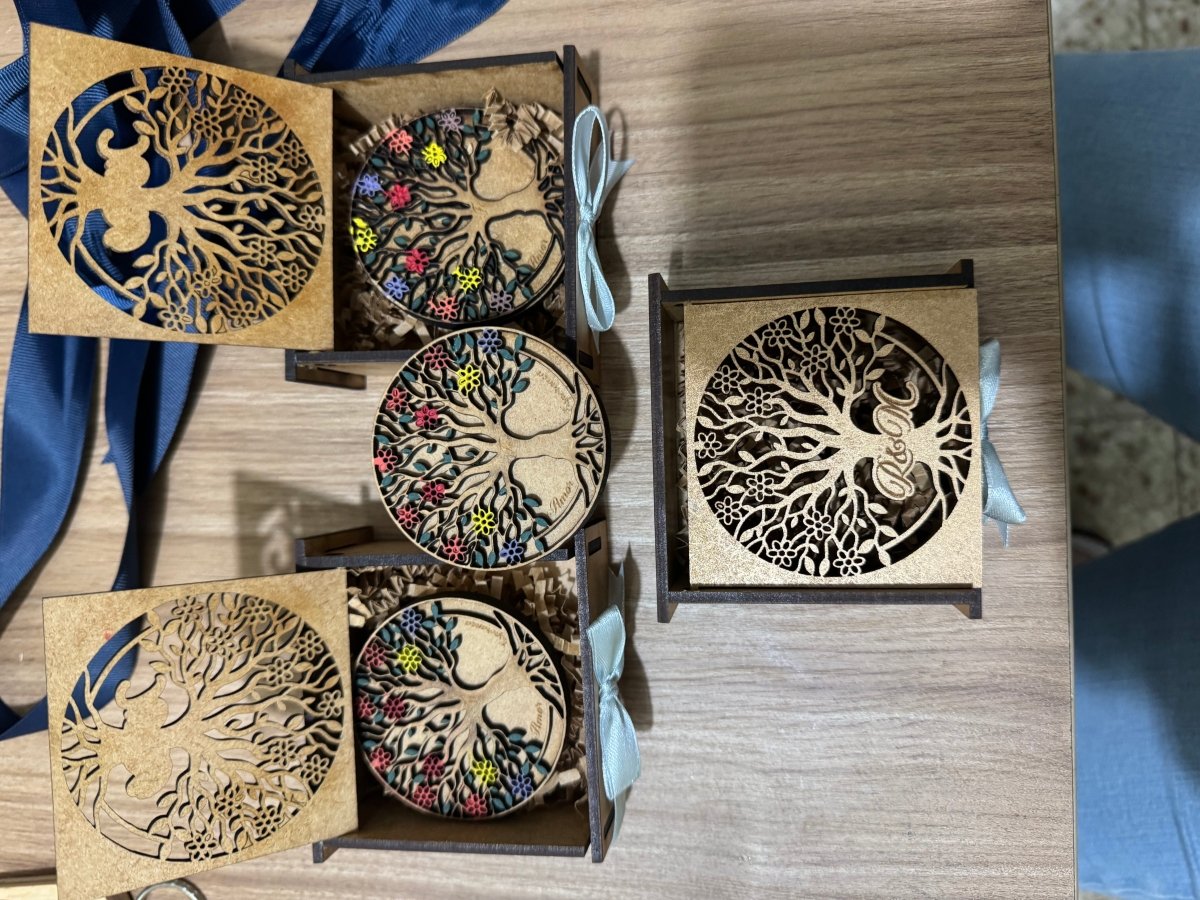 Boda souvenir cajas en madera con iniciales - Felt Craft RD