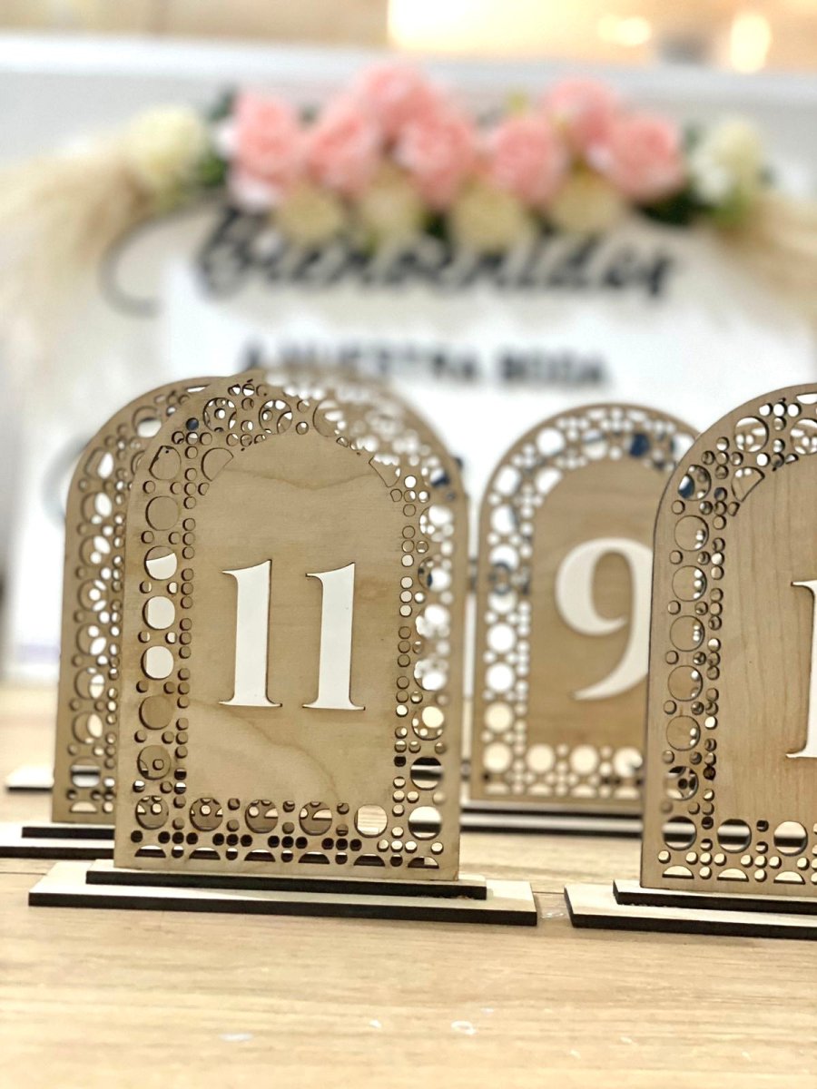 Centro de mesas enumerados para boda personalizados - Felt Craft RD