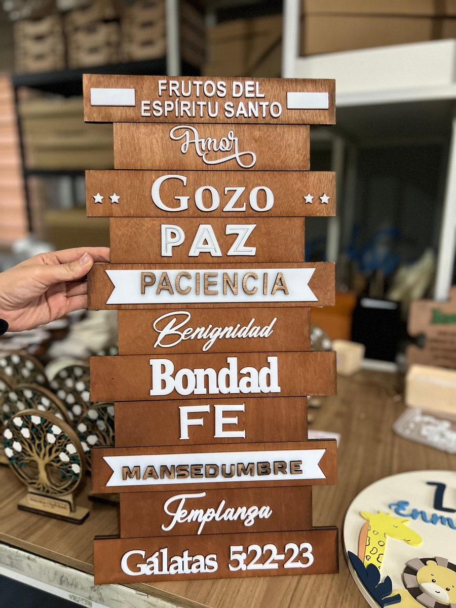 Letrero en madera personalizado con frase - Felt Craft RD