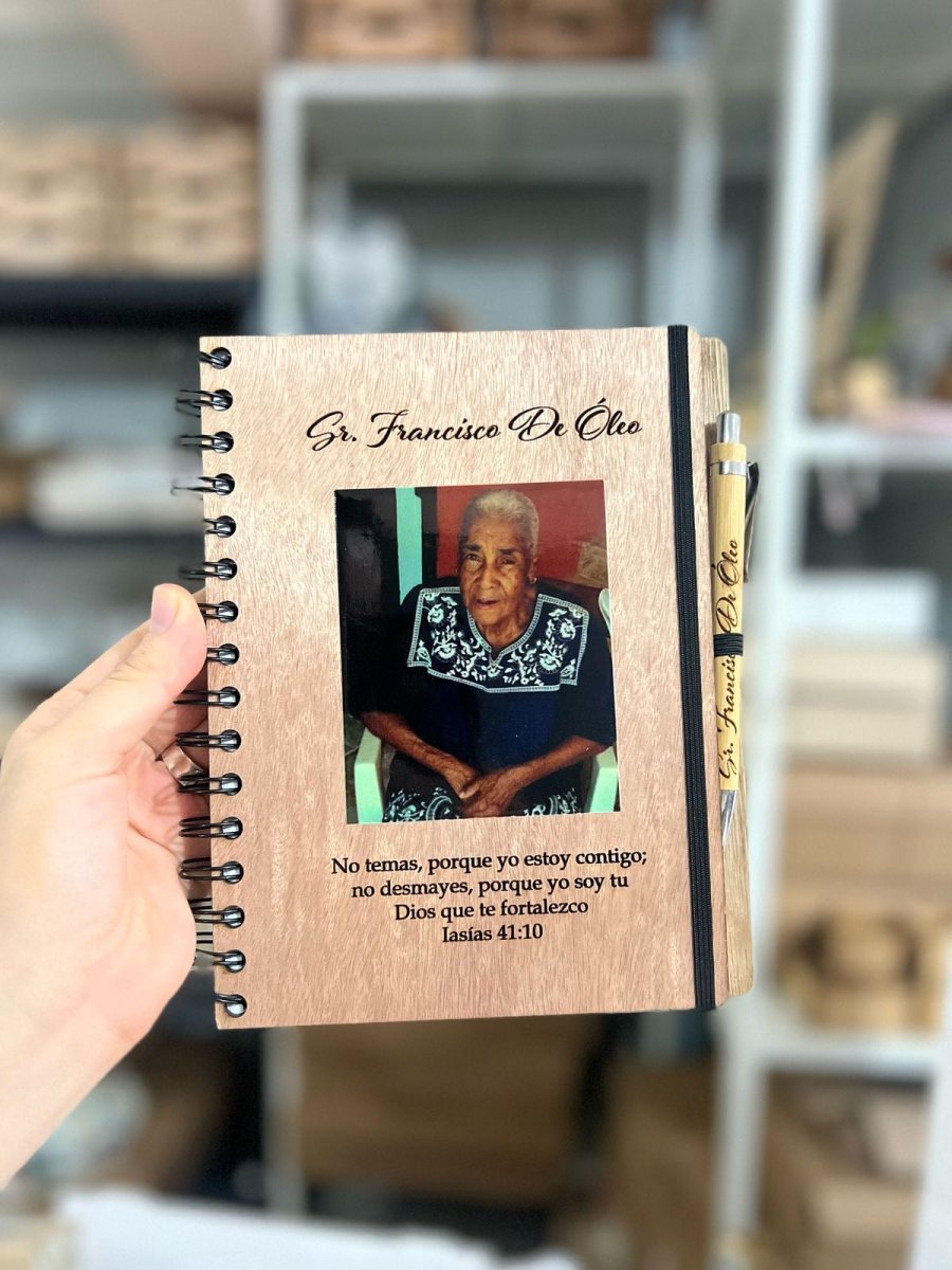 Libreta personalizada con foto a color en madera - Felt Craft RD