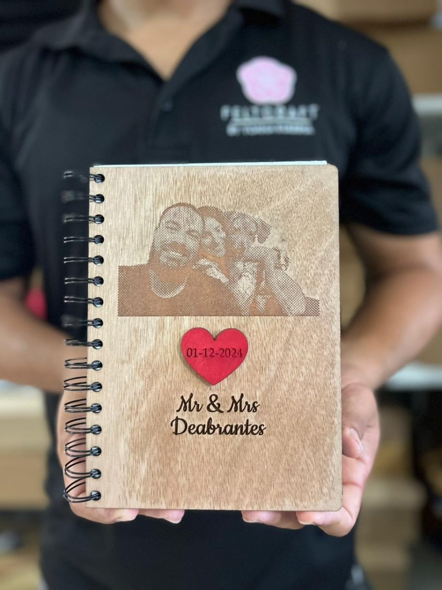 Libreta personalizada en madera - Felt Craft RD