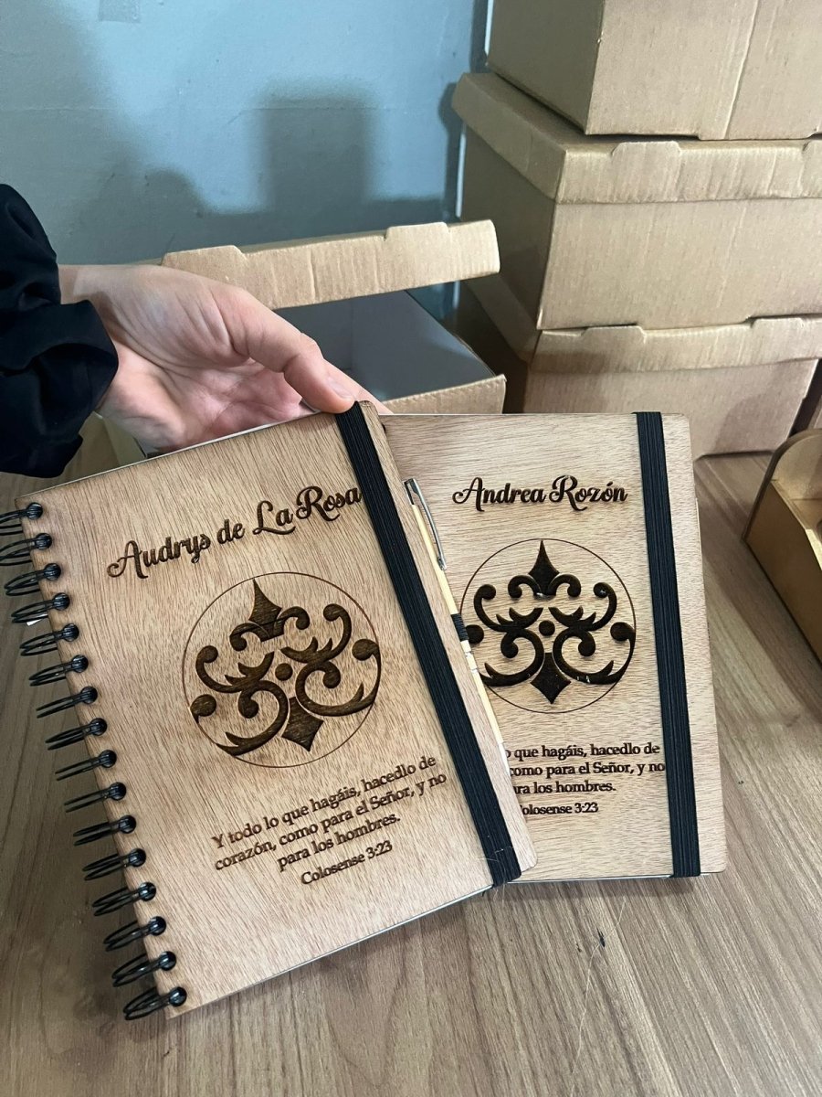 Libretas personalizadas con grabado - Felt Craft RD