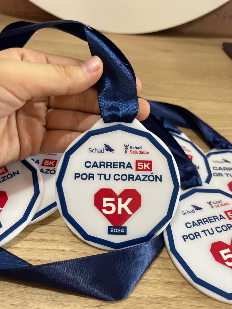 Medalla personalizada en acrílico con diseño especial