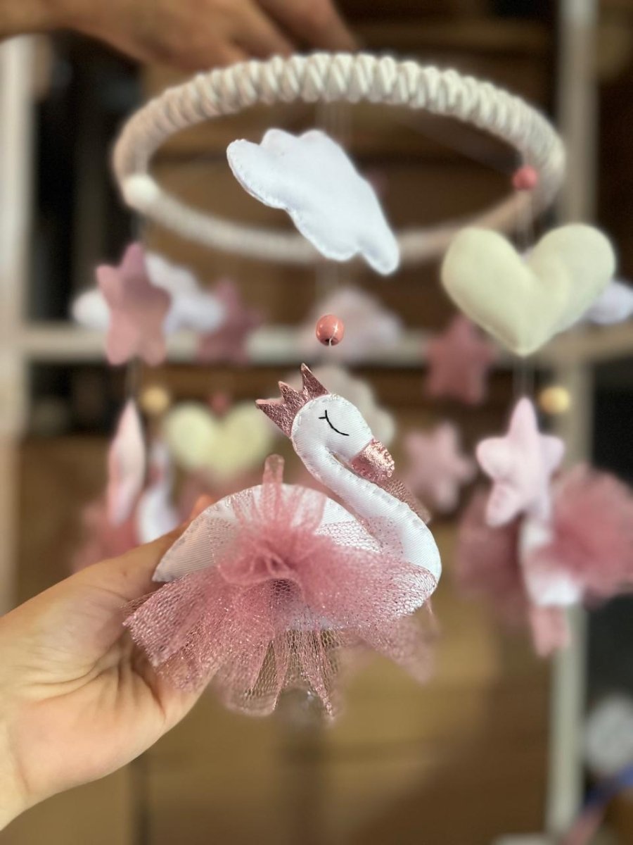 Decoración artesanal para habitación de bebé – Feltcraft RD