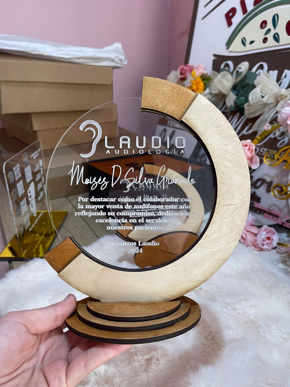 personalizado reconocimiento en madera y acrilico