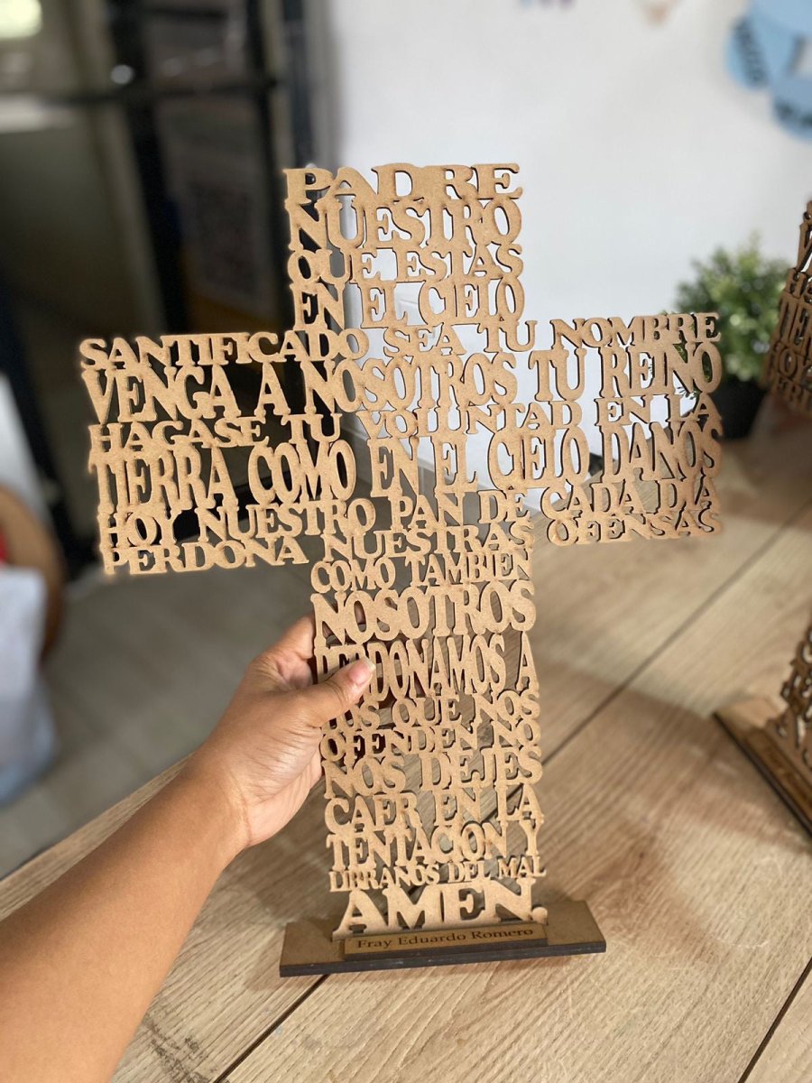 Tope de mesa forma de Cruz - Felt Craft RD