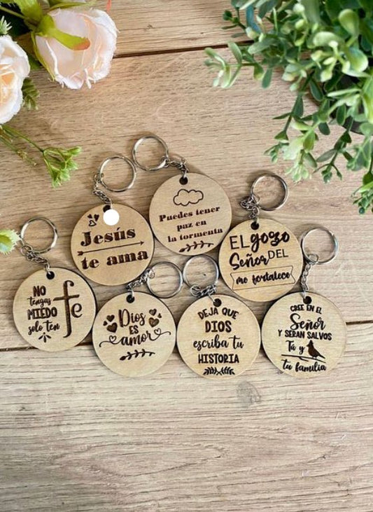 Llaveros personalizados en madera - Felt Craft RD