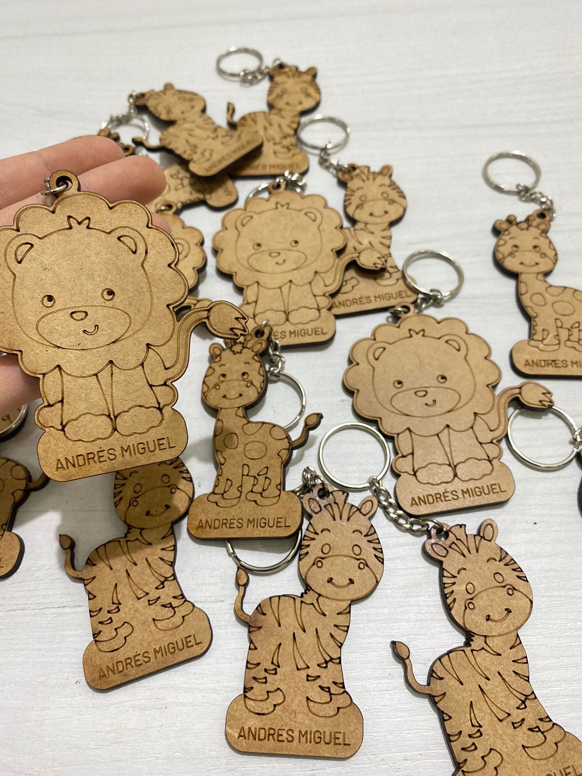 Animals face wooden keychain birthday