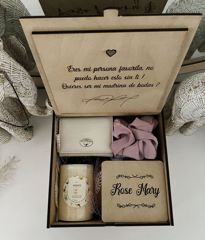 Caja de regalos personalizada en madera