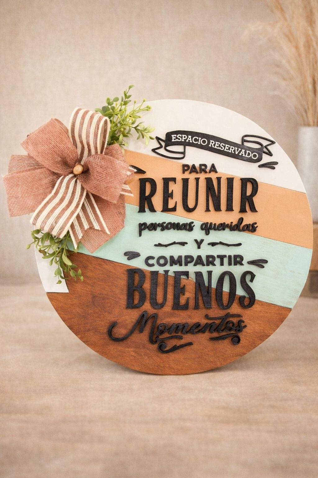 Personalizacion de colgantes para puerta en madera