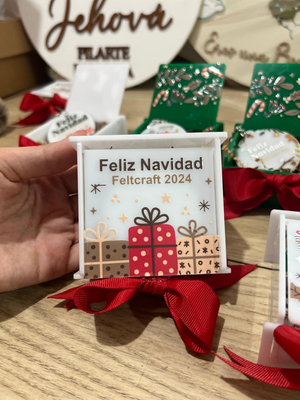 Cajas regalos personalizadas en acrilico