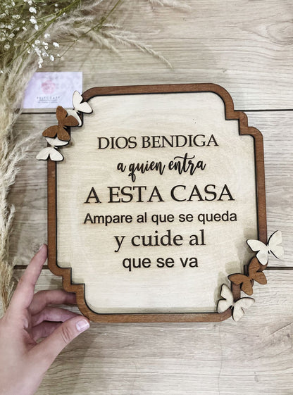 Letrero personalizado en madera Dios bendiga esta casa