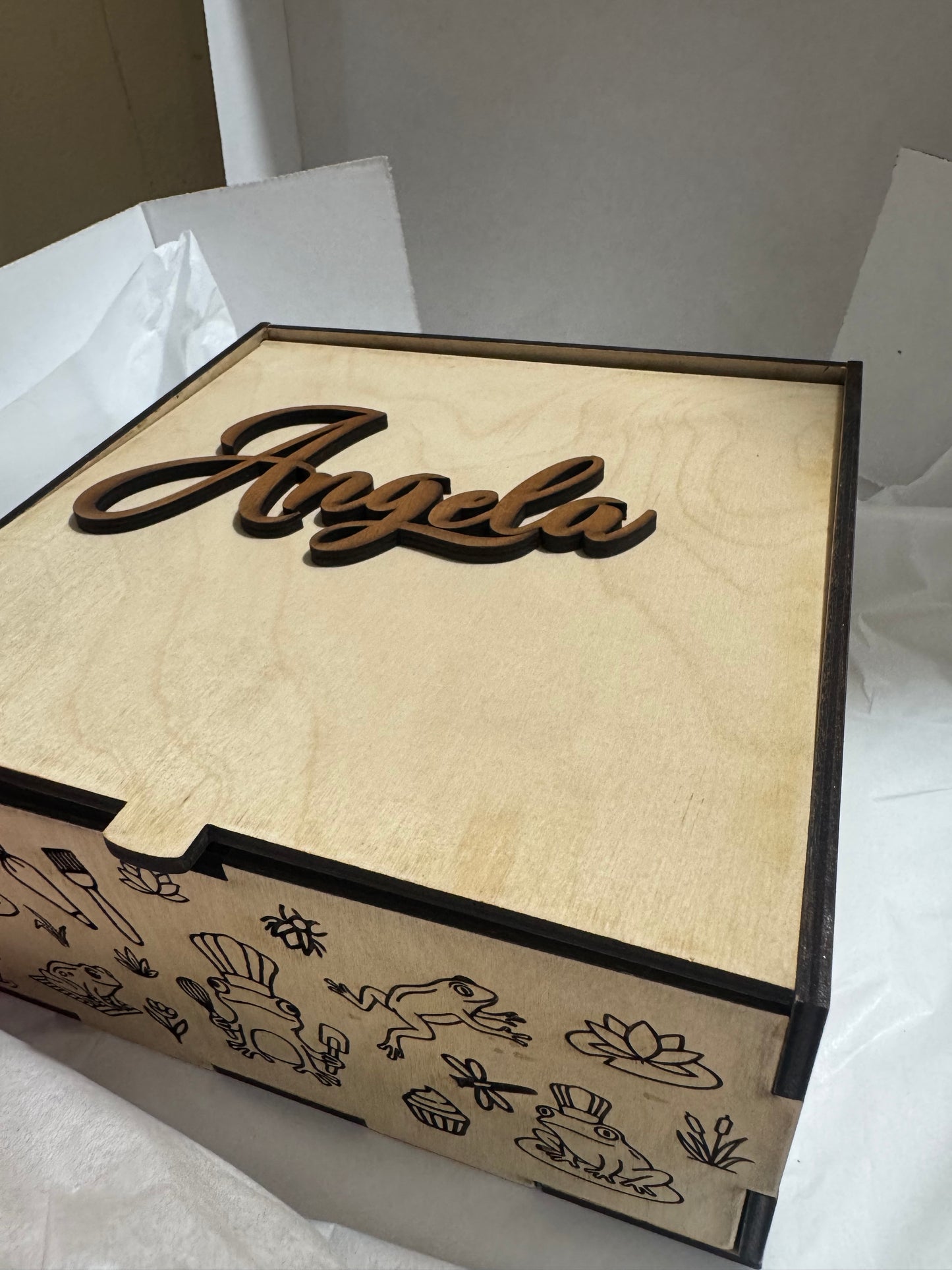 Caja con set personalizado en madera