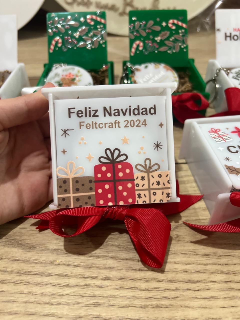 Cajas regalos personalizadas en acrilico