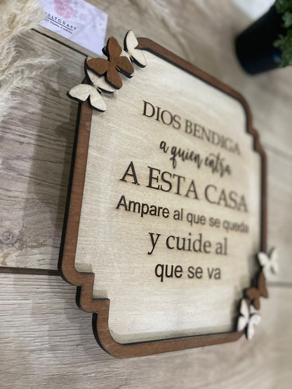 Letrero personalizado en madera Dios bendiga esta casa