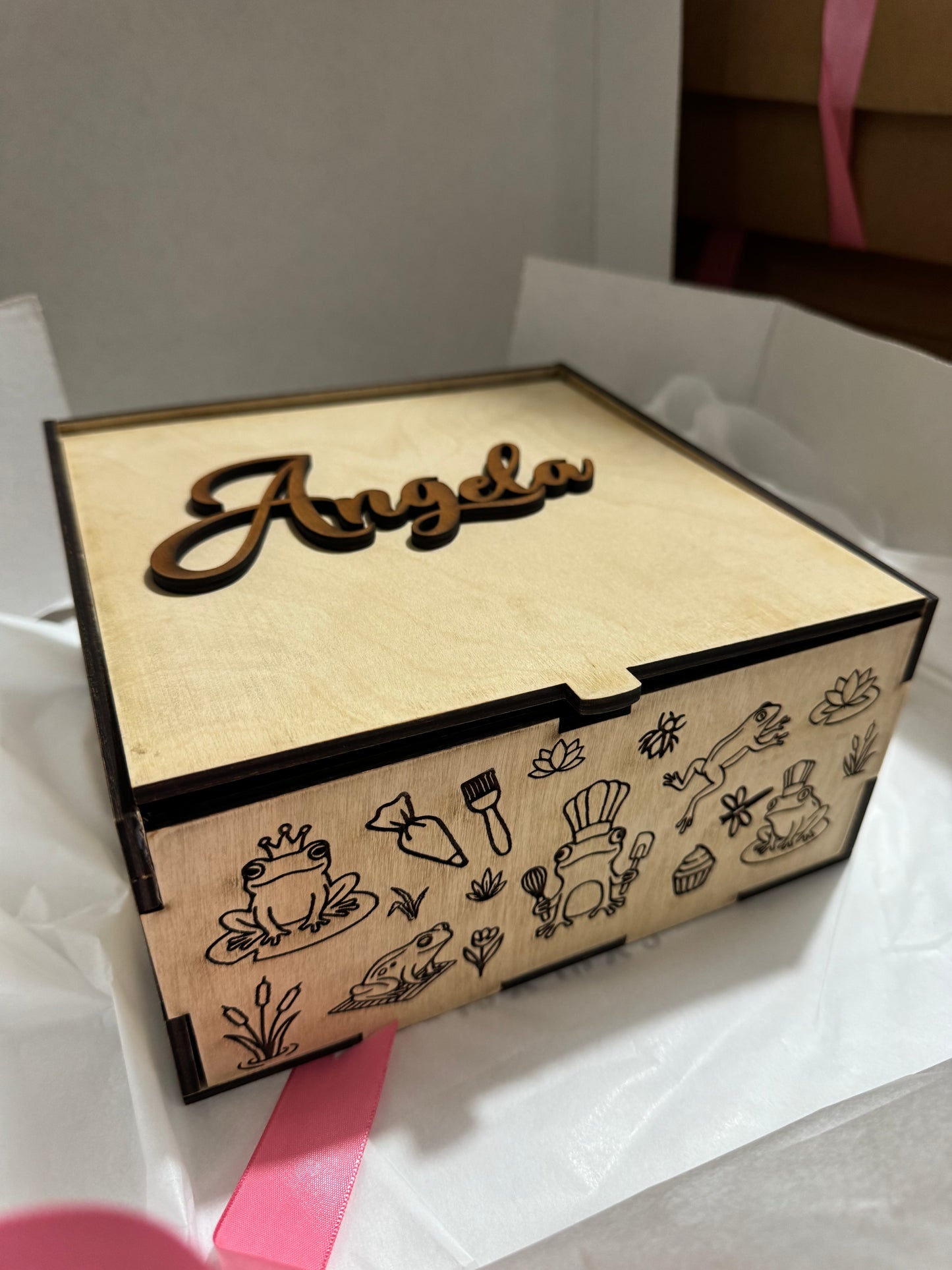 Caja con set personalizado en madera