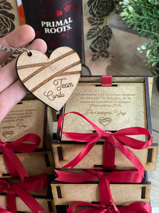 Red bow gift box
