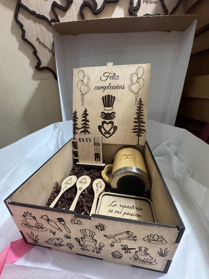 Caja con set personalizado en madera