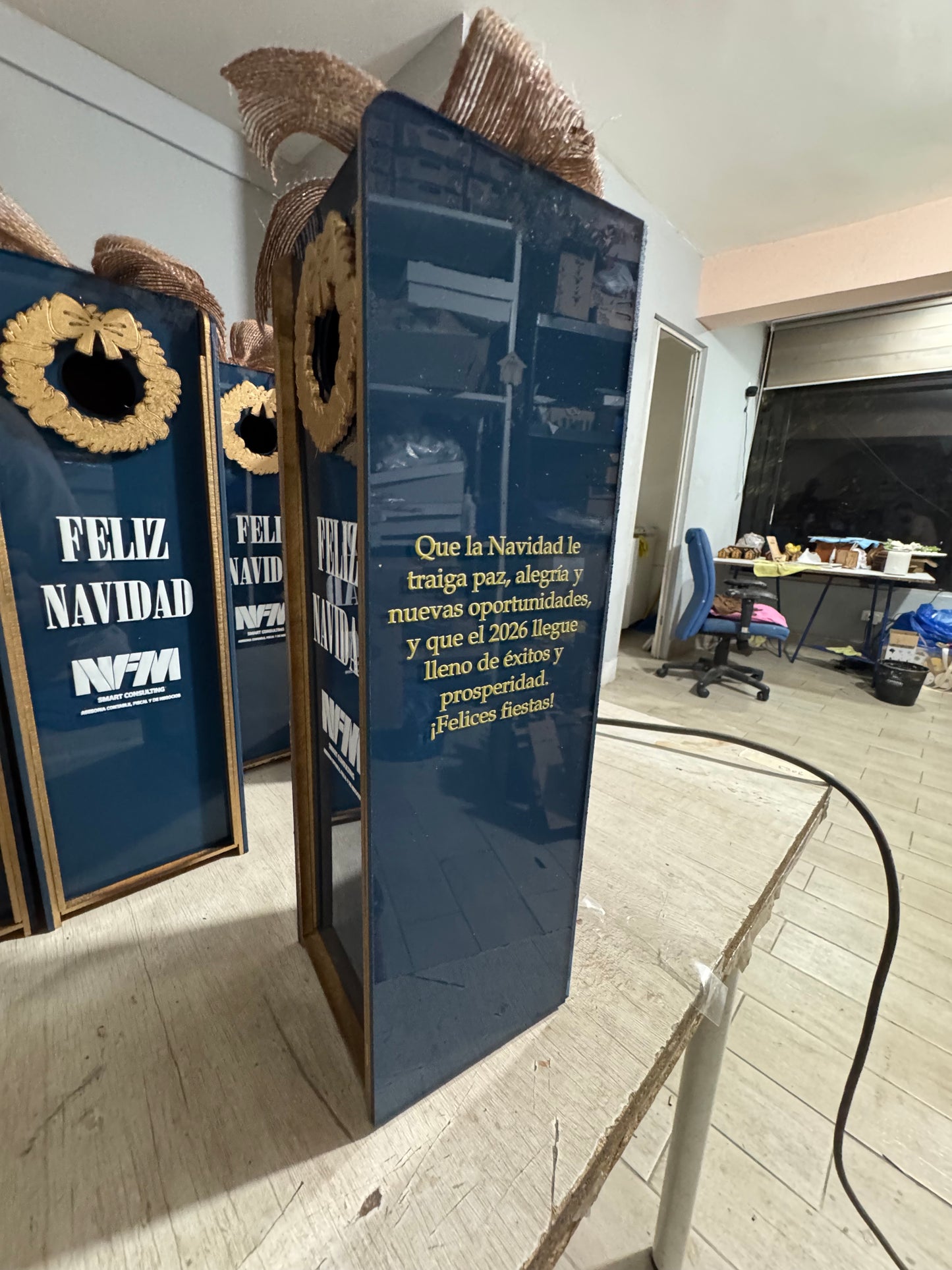 Vinera personalizada en acrilico y madera