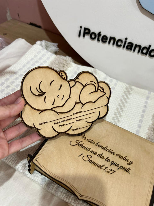 Caja personalizada en madera nacimiento bebe