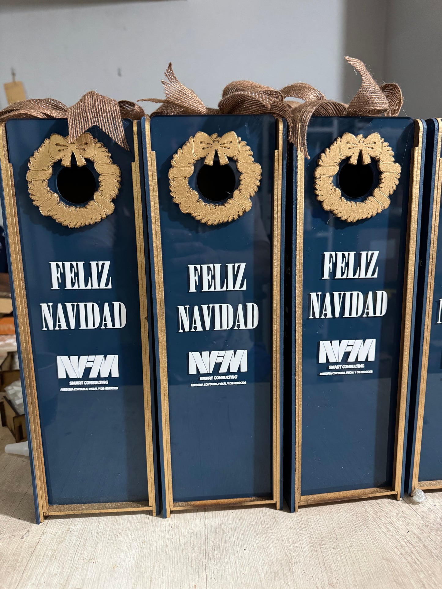 Vinera personalizada en acrilico y madera