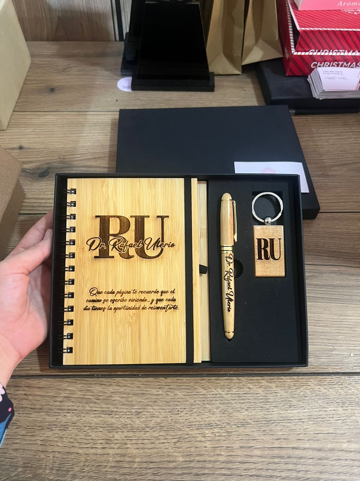 Set personalizado libreta termo lapicero y memoria usb