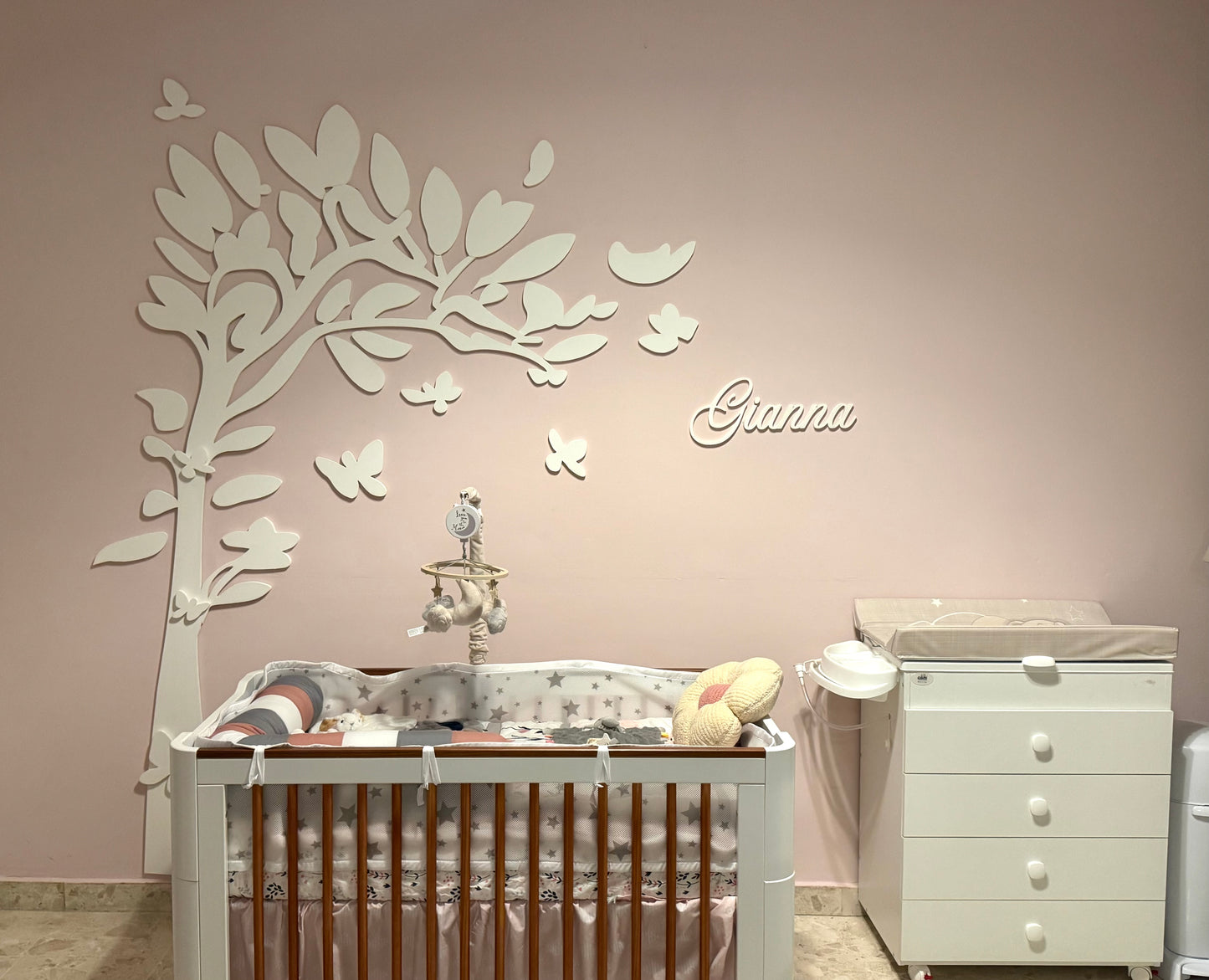 Arbol de pared con nombre