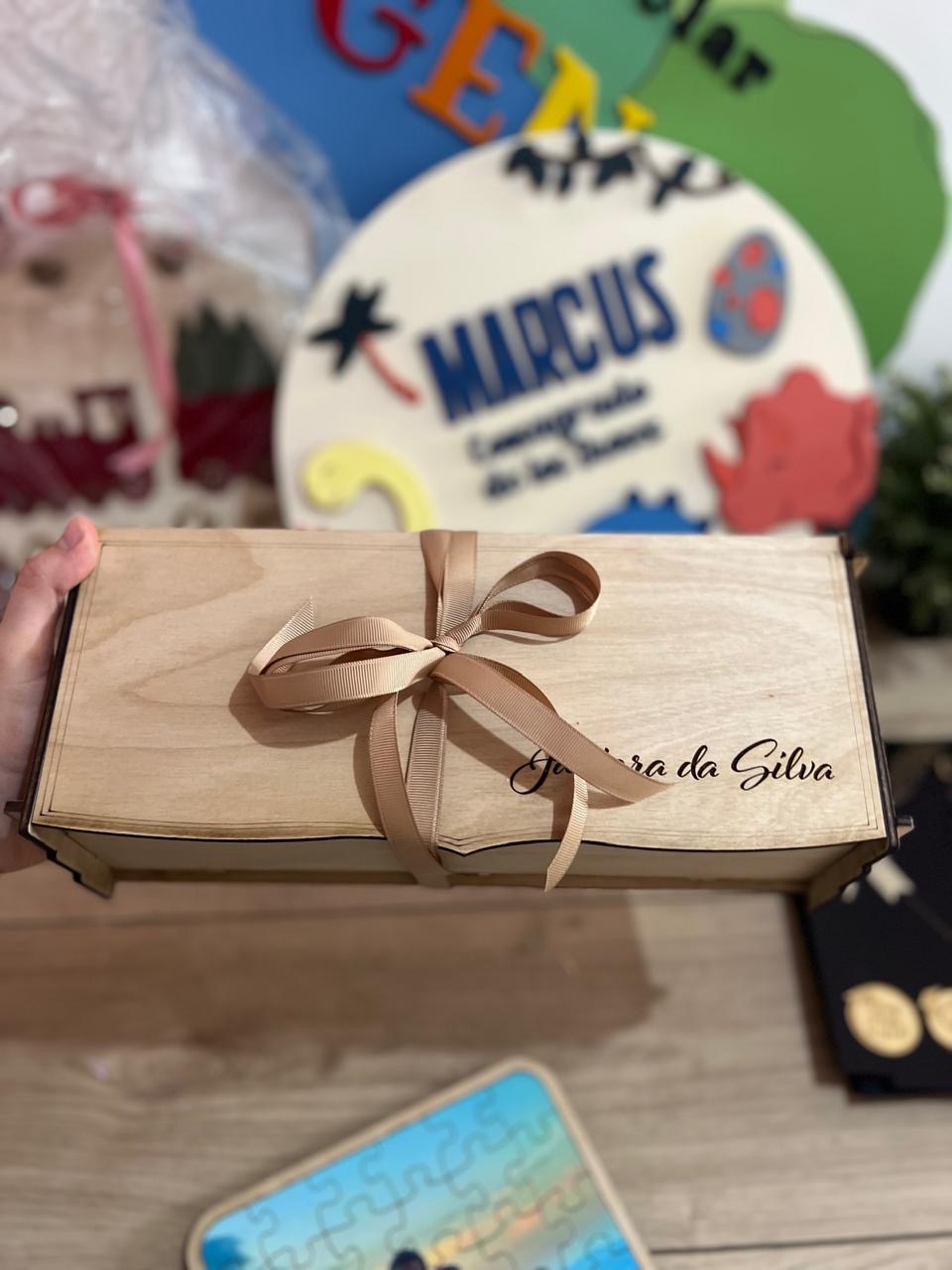 Caja personalizada en madera