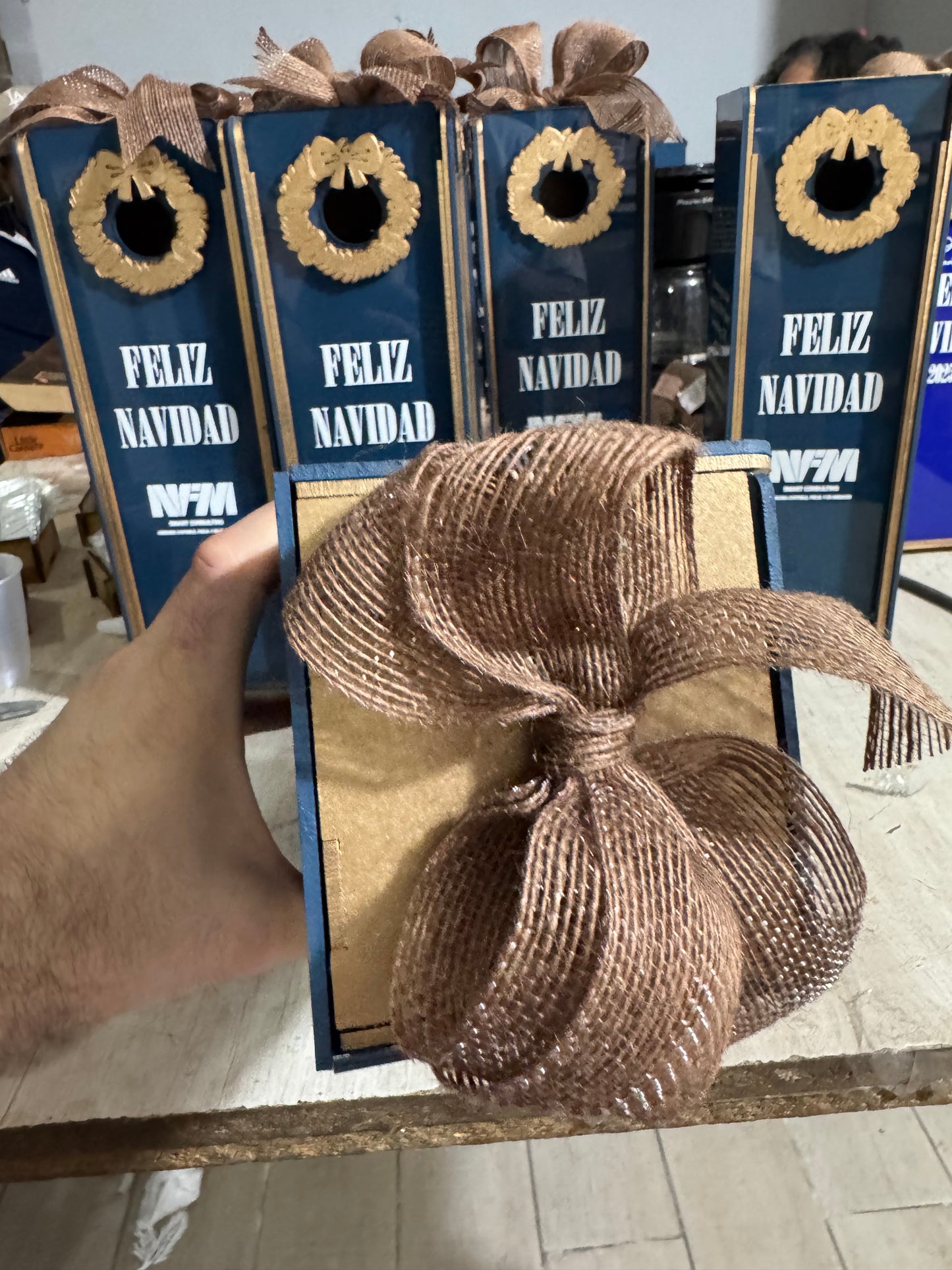 Vinera personalizada en acrilico y madera