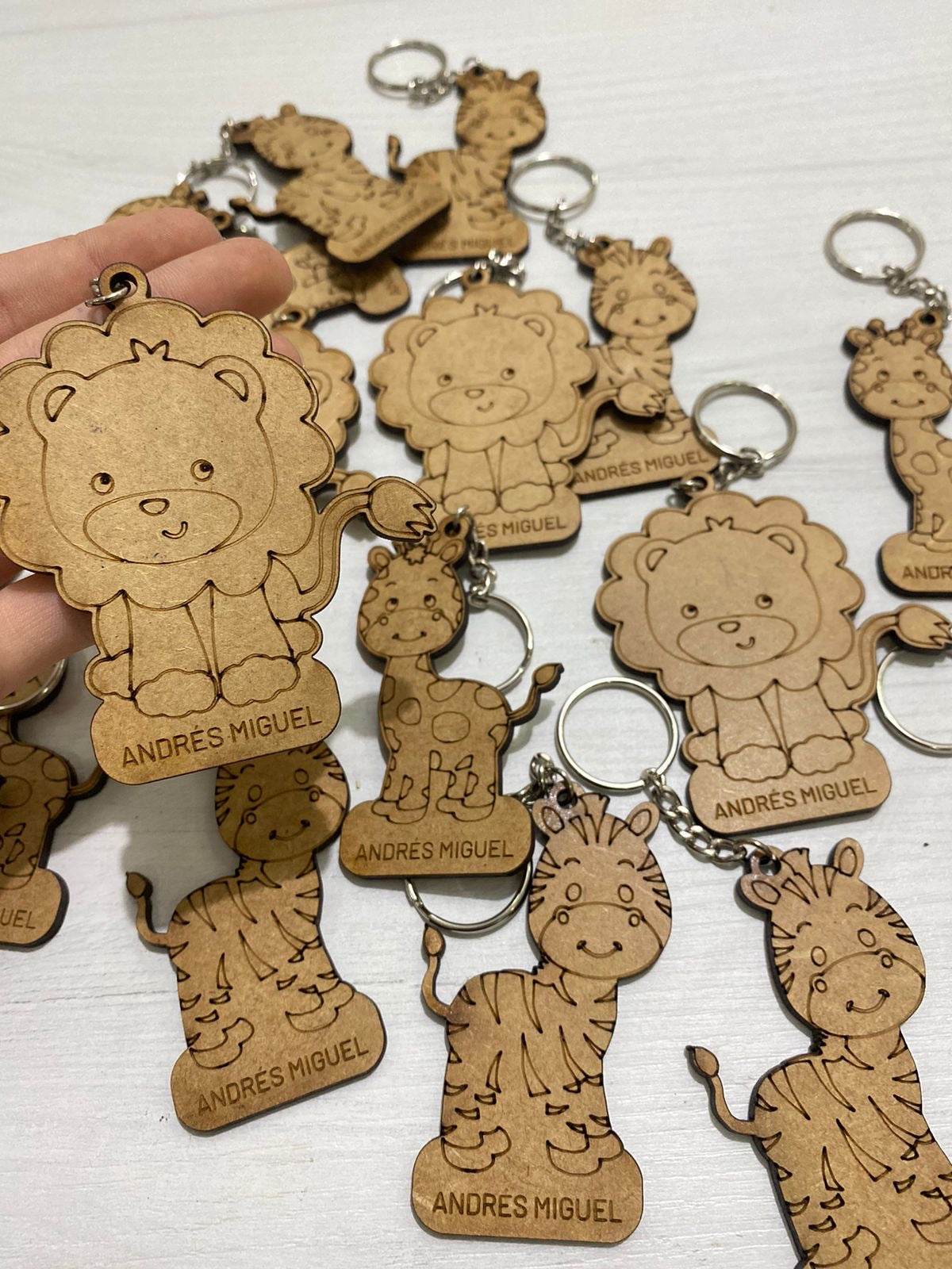 Animals face wooden keychain birthday