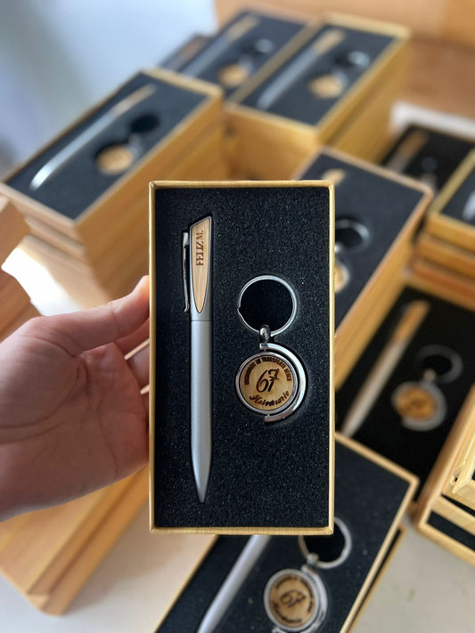 Porta lapicero personalizado en madera