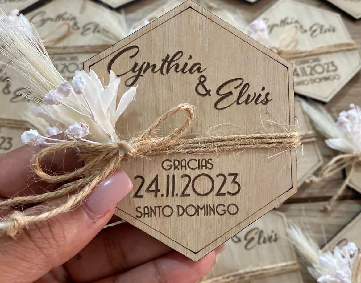 Souvenir personalizado para Boda de madera Santo Domingo