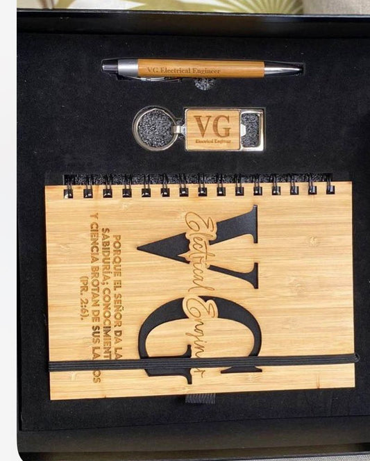 Libreta en madera personalizada corporativa