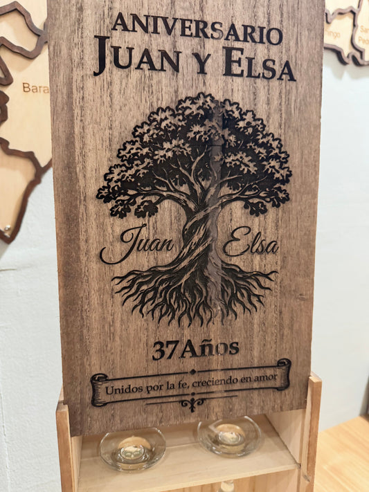 Caja aniversario con copas personalizada