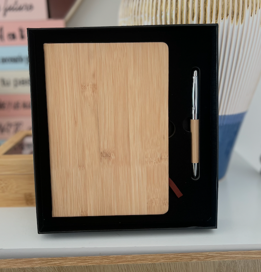 Set Ejecutivo Bamboo: Libreta y Bolígrafo Ecológico