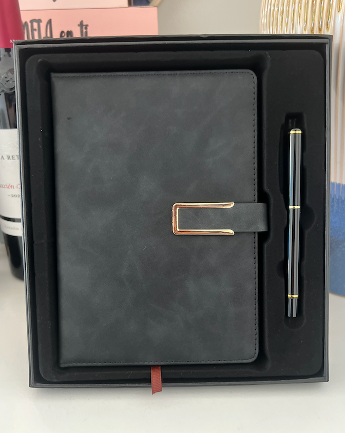 Set Ejecutivo Premium Gris: Libreta y Bolígrafo