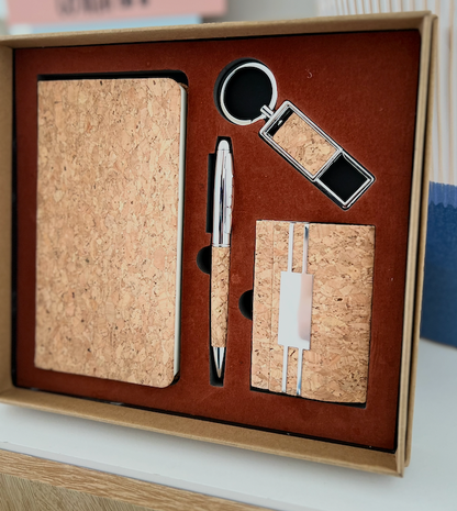 Set Ejecutivo Eco Corcho: Libreta, Bolígrafo, Llavero y Tarjetero