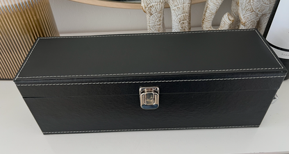 Vinera Personalizada con Set Sommelier: Caja, Saca Corchos y Accesorios