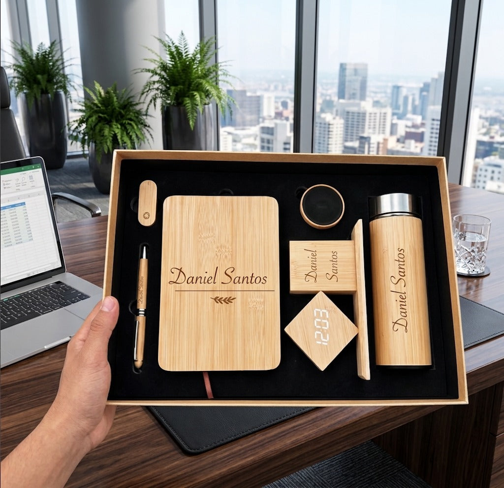 Set Ejecutivo de Bambú Personalizado — 5 Piezas con Grabado Láser