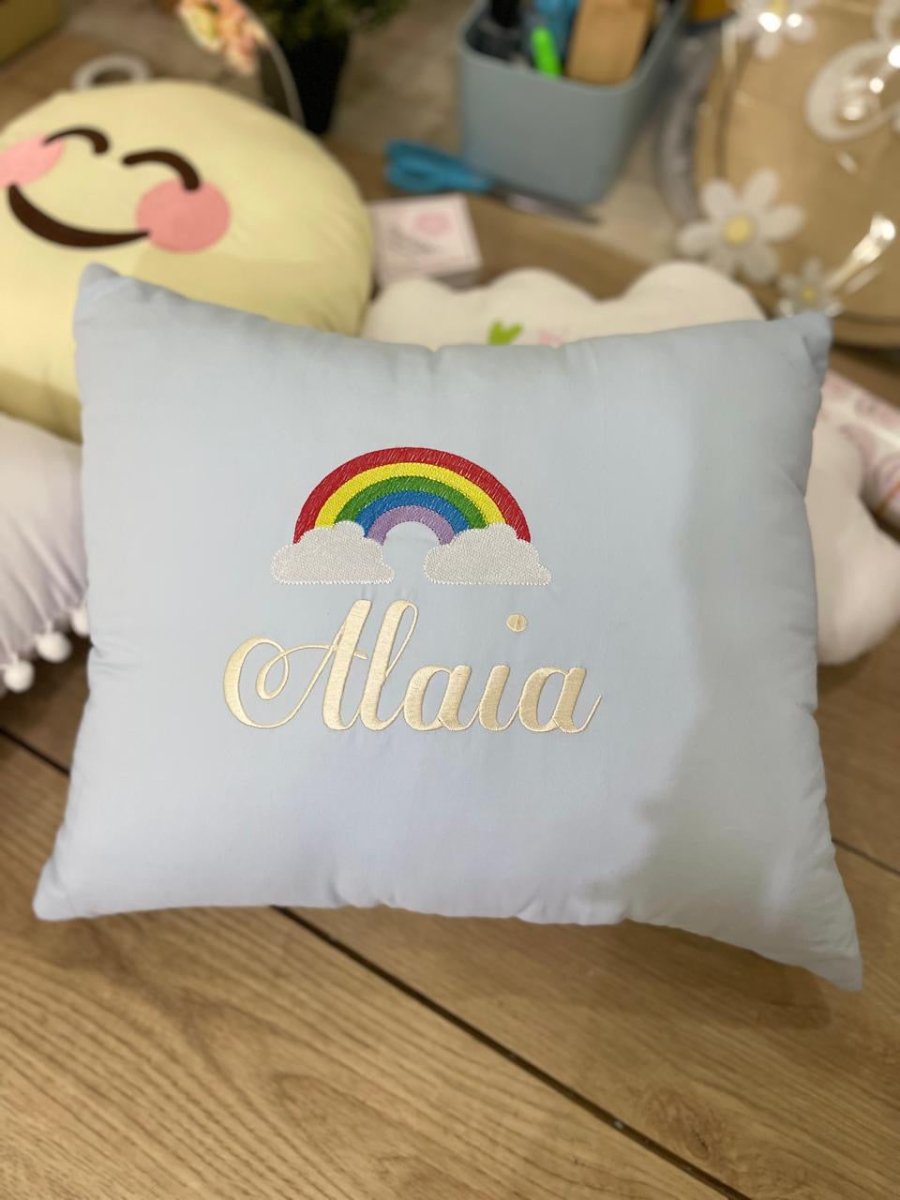 Almohada personalizada con bordado para regalo de niño - Felt Craft RD