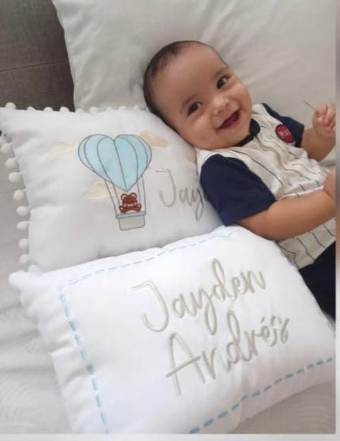 Almohadas personalizadas con bordado santo domingo - Felt Craft RD