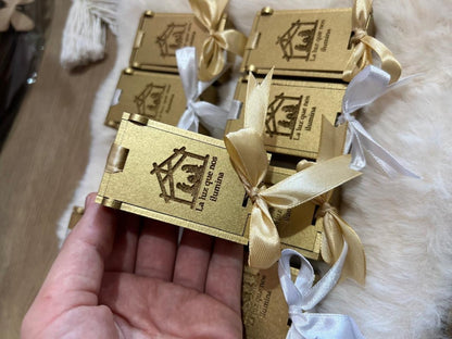 Caja artesanal con lazo y grabado personalizado – Feltcraft RD