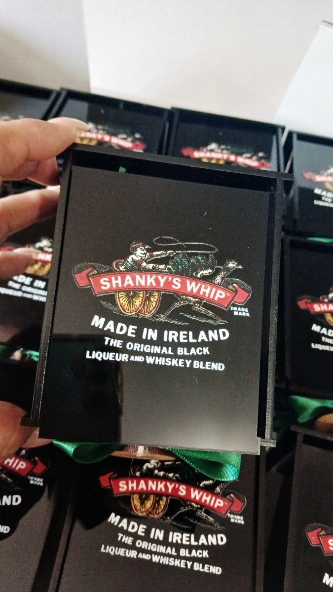 Caja en acrilico souvenir promocional - Felt Craft RD