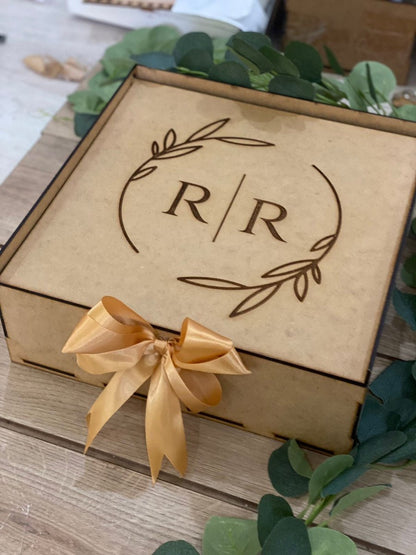 Caja para boda personalizada en madera Santo Domingo - Felt Craft RD