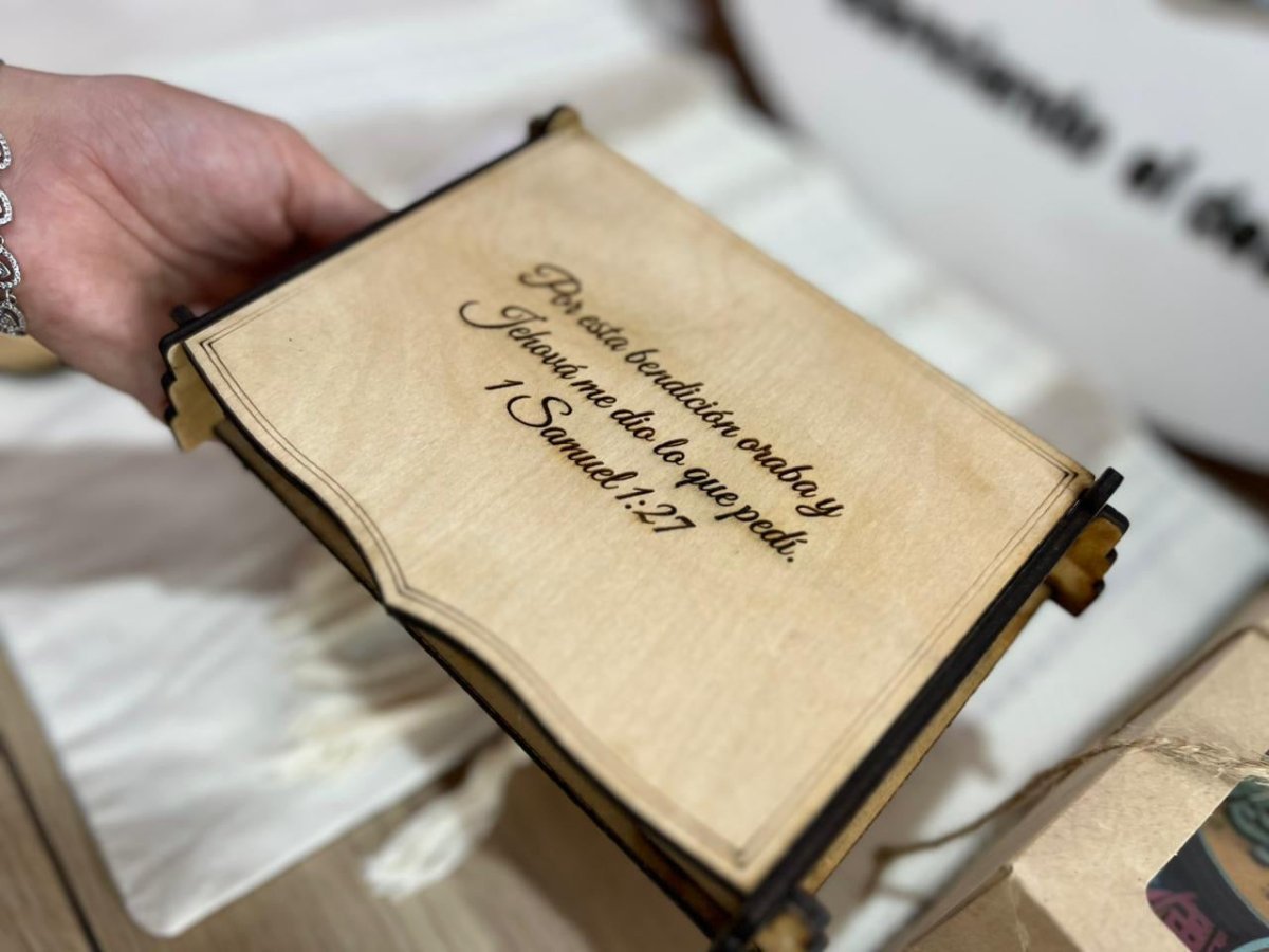 Caja personalizada en madera nacimiento bebe - Felt Craft RD