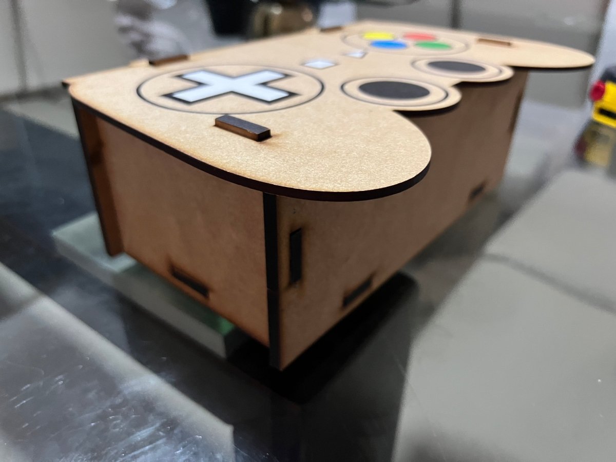 Caja regalo madera control nintendo - Felt Craft RD